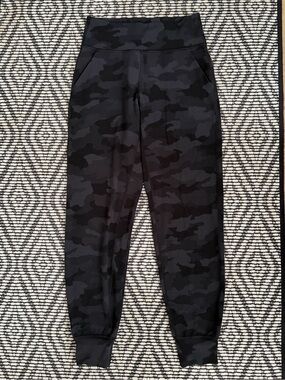 Lululemon Align Joggers Size 6